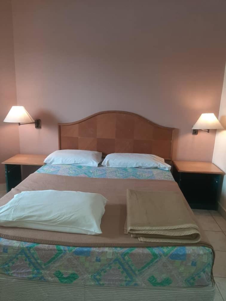Seri Bulan Condo Port Dickson Bagian luar foto
