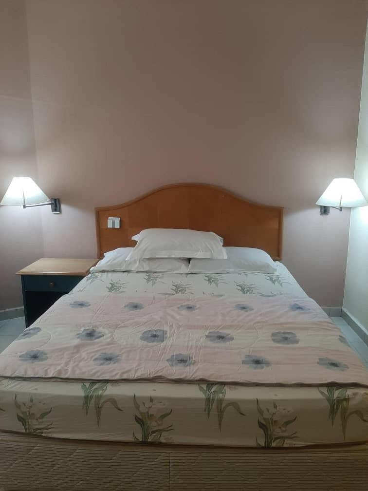 Seri Bulan Condo Port Dickson Bagian luar foto